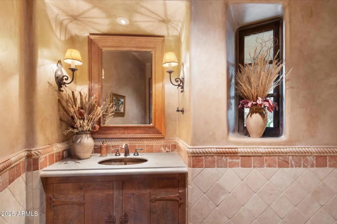 Real Estate Picture 46