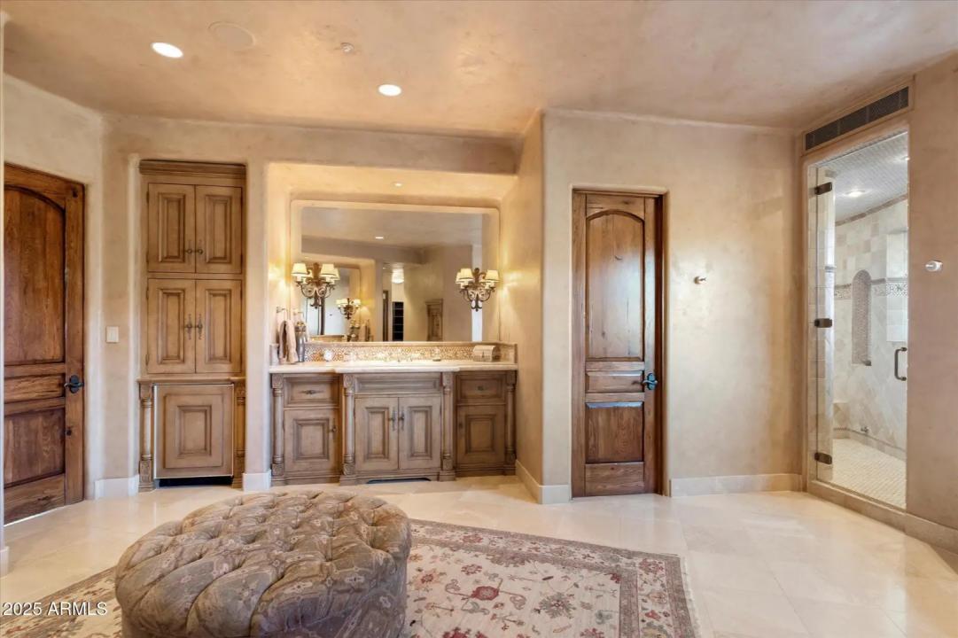 Real Estate Picture 56