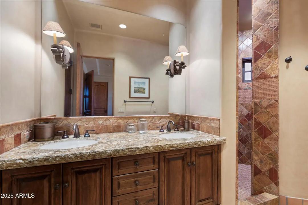 Real Estate Picture 68