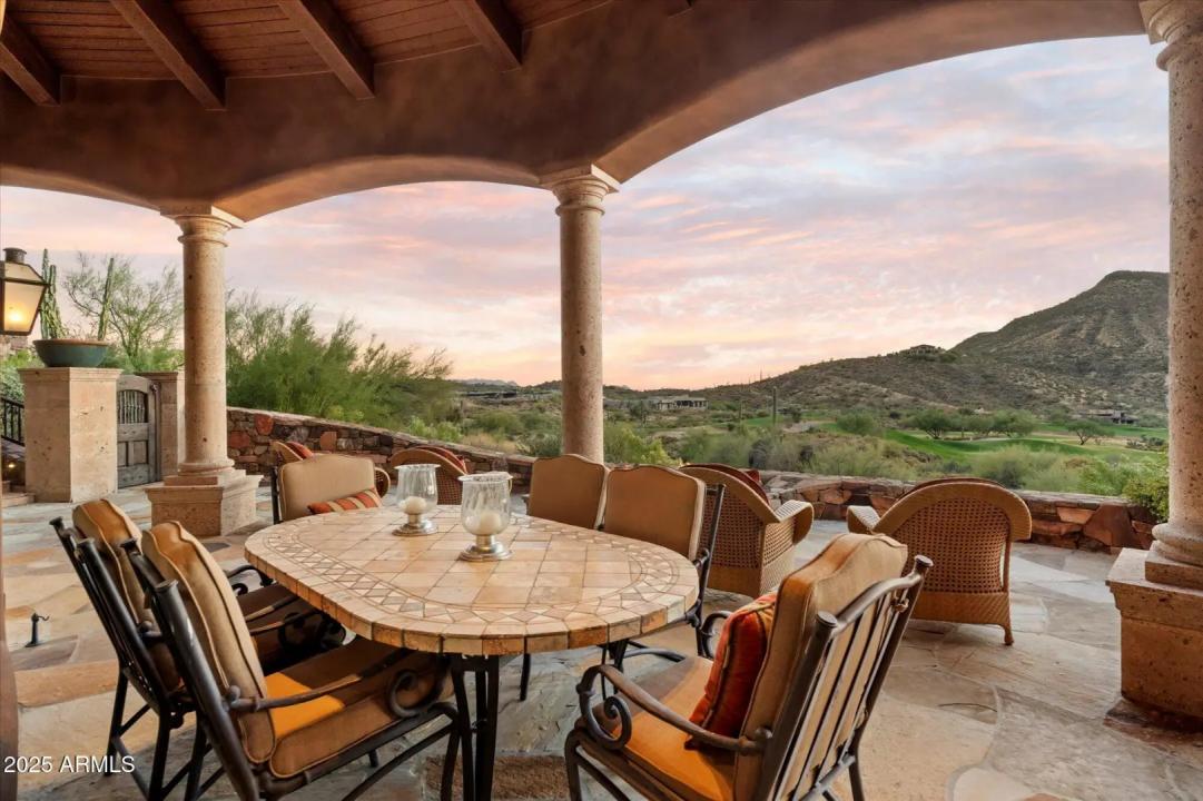 Real Estate Picture 90