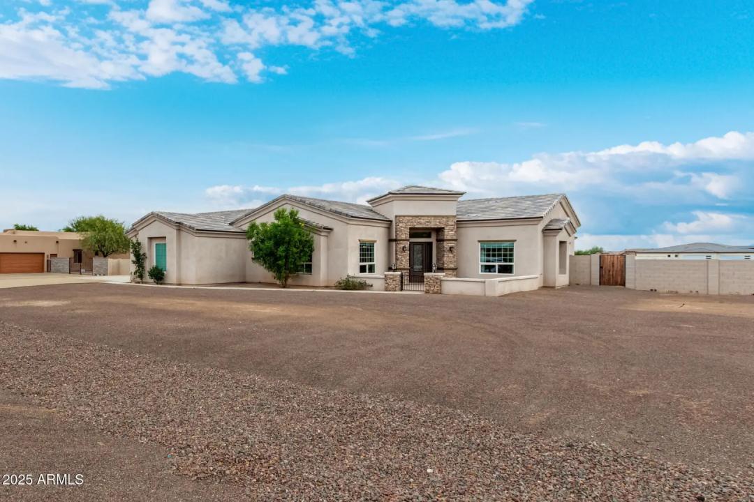 Real Estate Picture 1