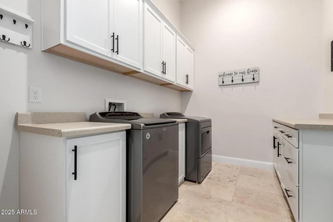Real Estate Picture 23