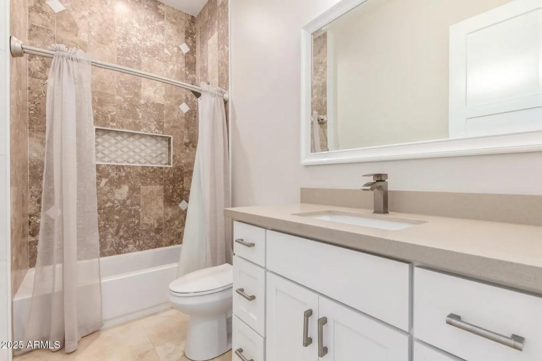 Real Estate Picture 21