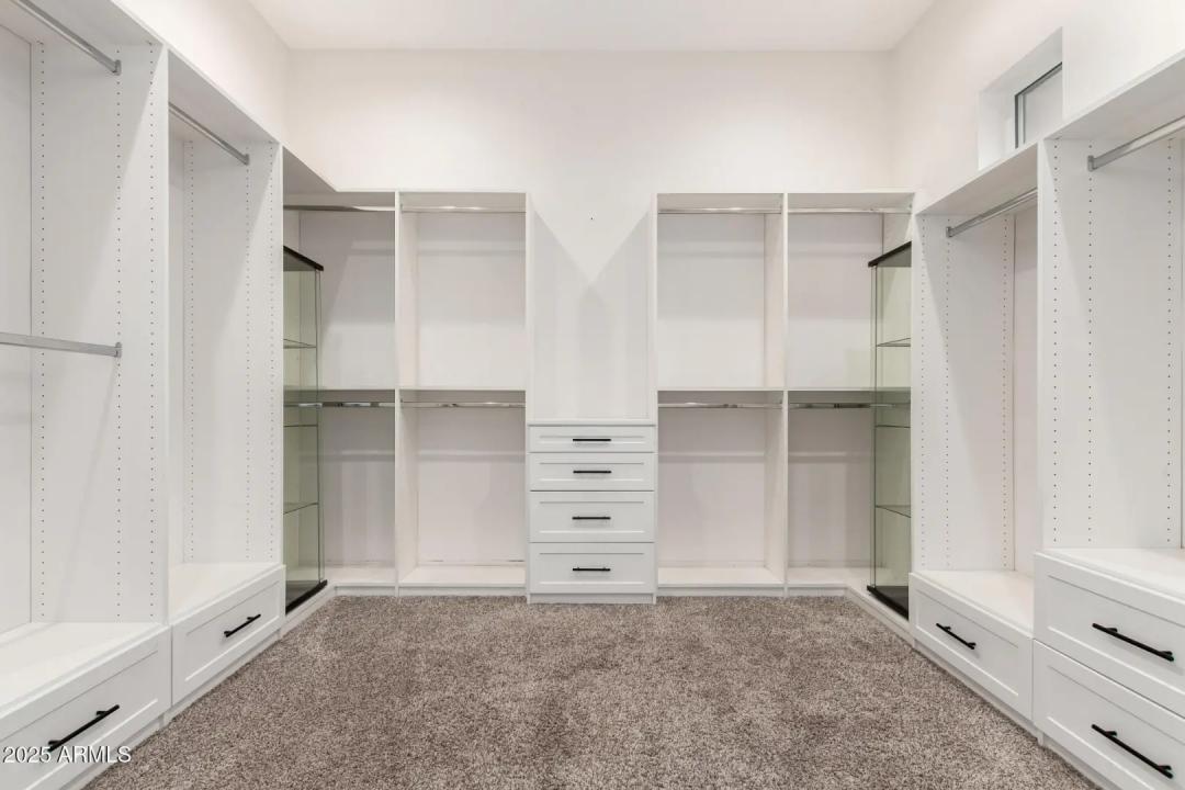 Real Estate Picture 15