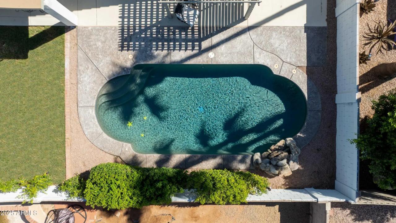 Real Estate Picture 25