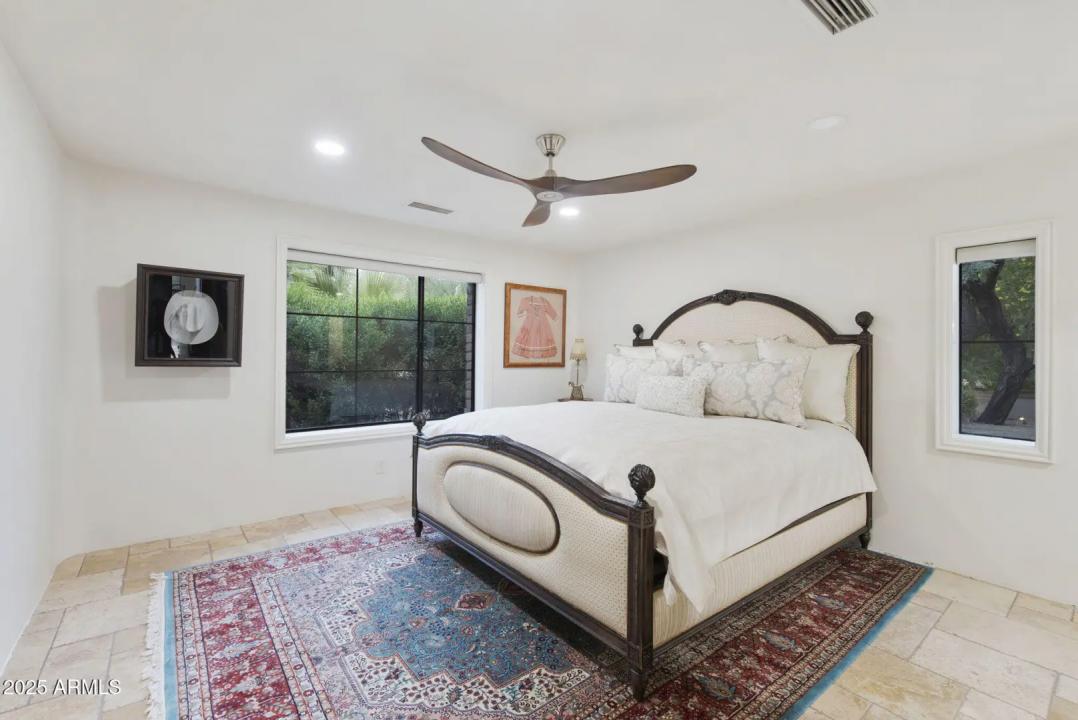 Real Estate Picture 42