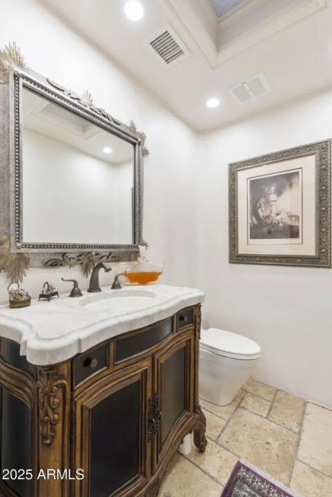Real Estate Picture 17
