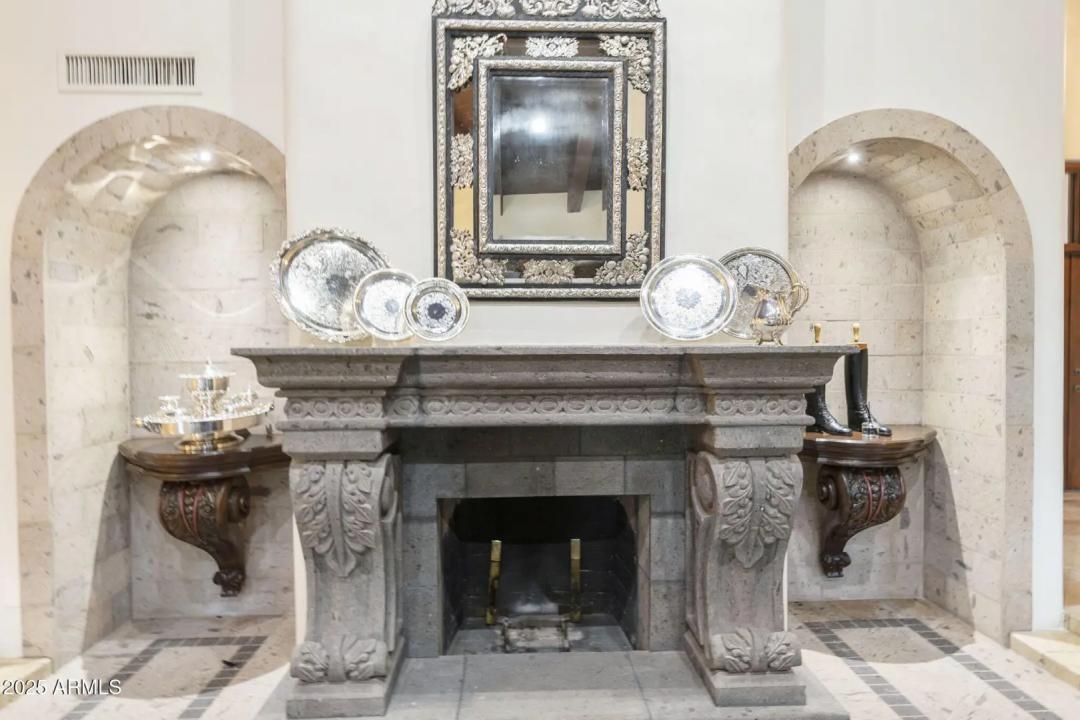 Real Estate Picture 6