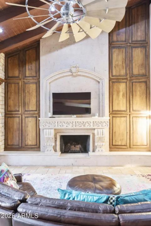 Real Estate Picture 20
