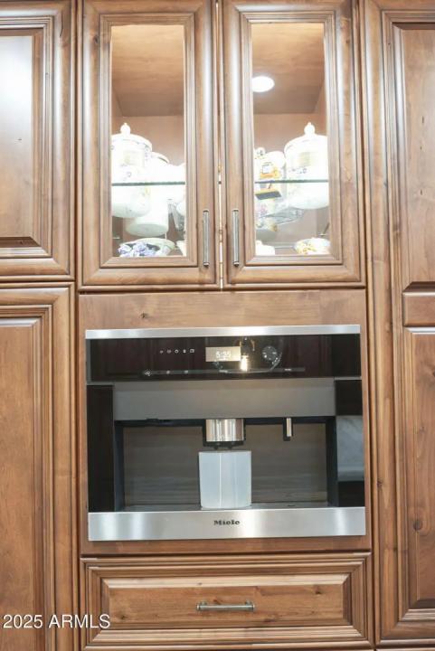 Real Estate Picture 25