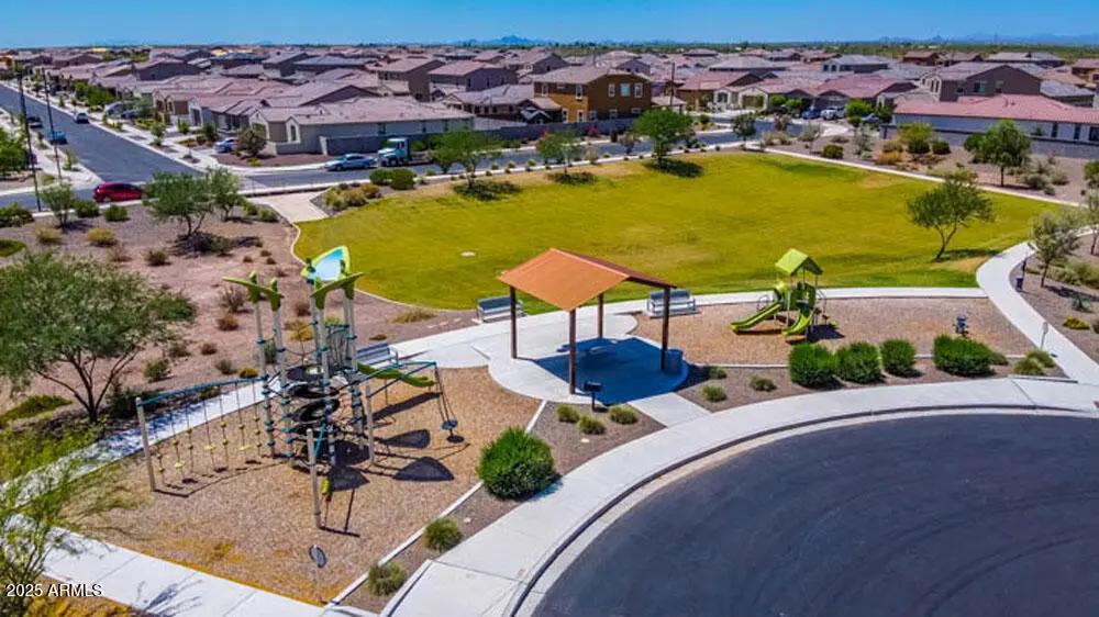 Real Estate Picture 41