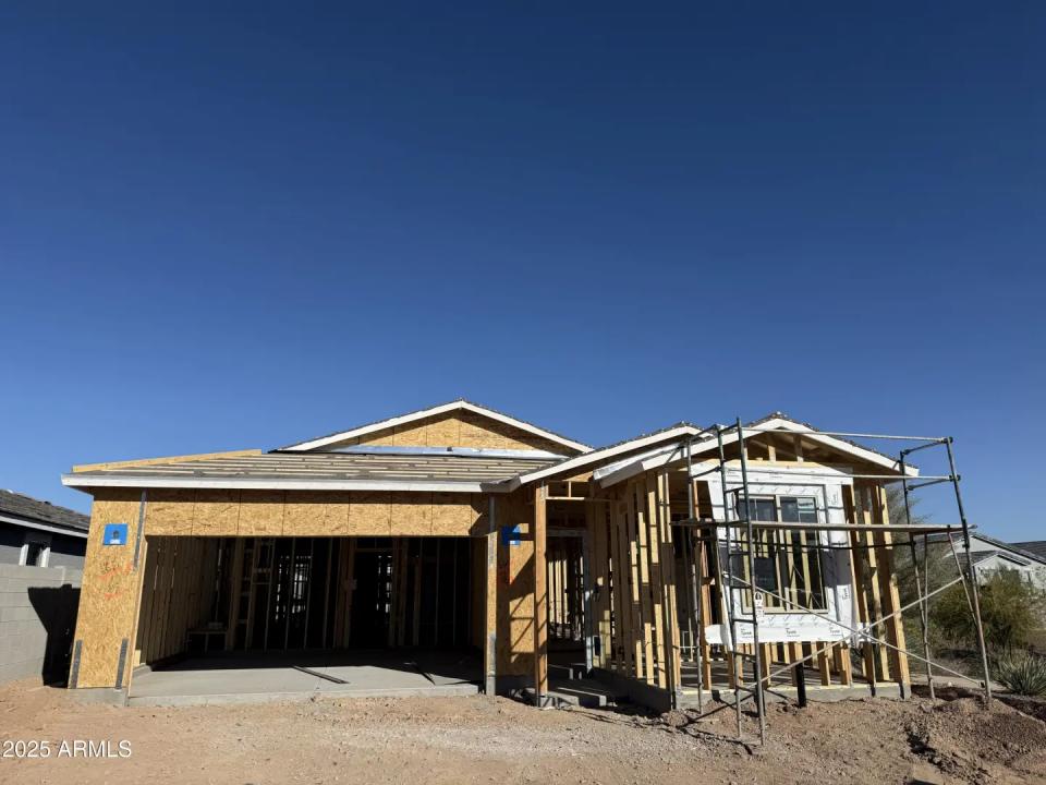 Real Estate Picture 2