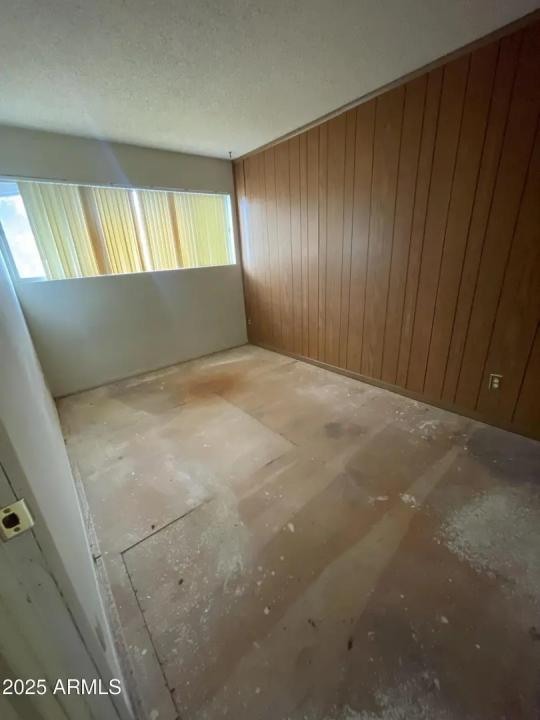 Real Estate Picture 10