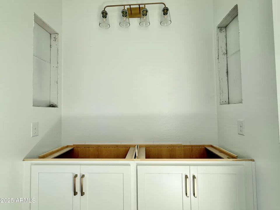 Real Estate Picture 5