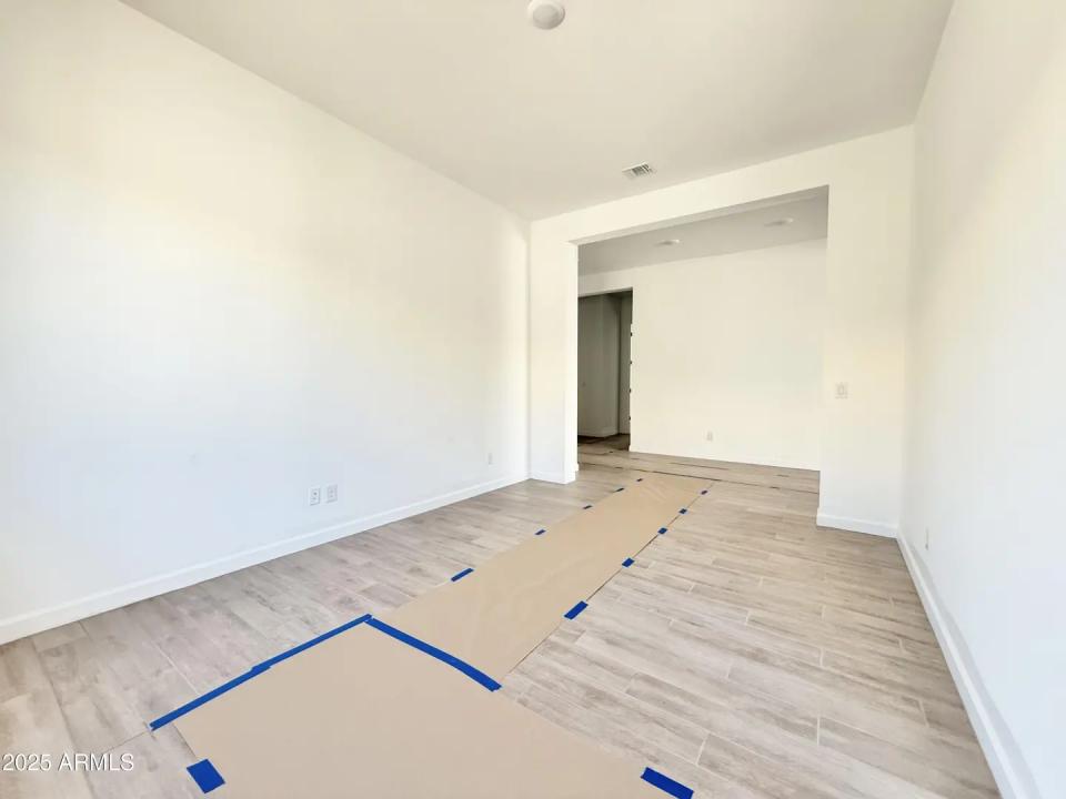 Real Estate Picture 13