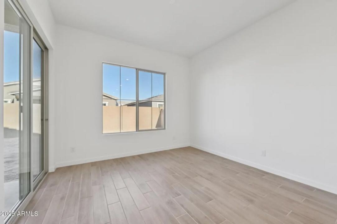 Real Estate Picture 10