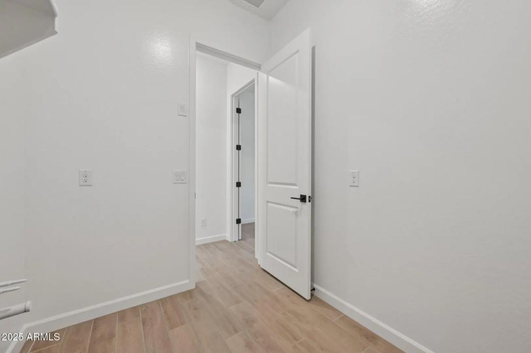 Real Estate Picture 22