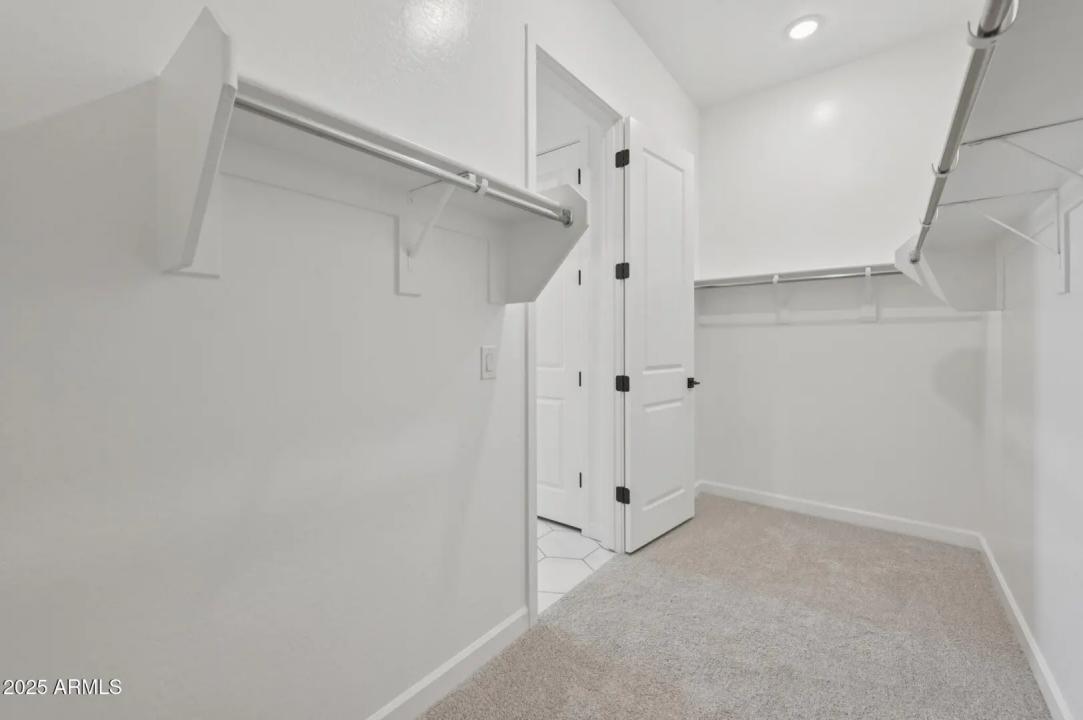 Real Estate Picture 32