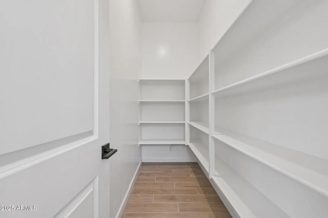 Real Estate Picture 34