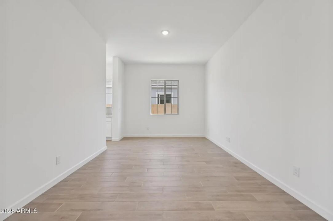 Real Estate Picture 36