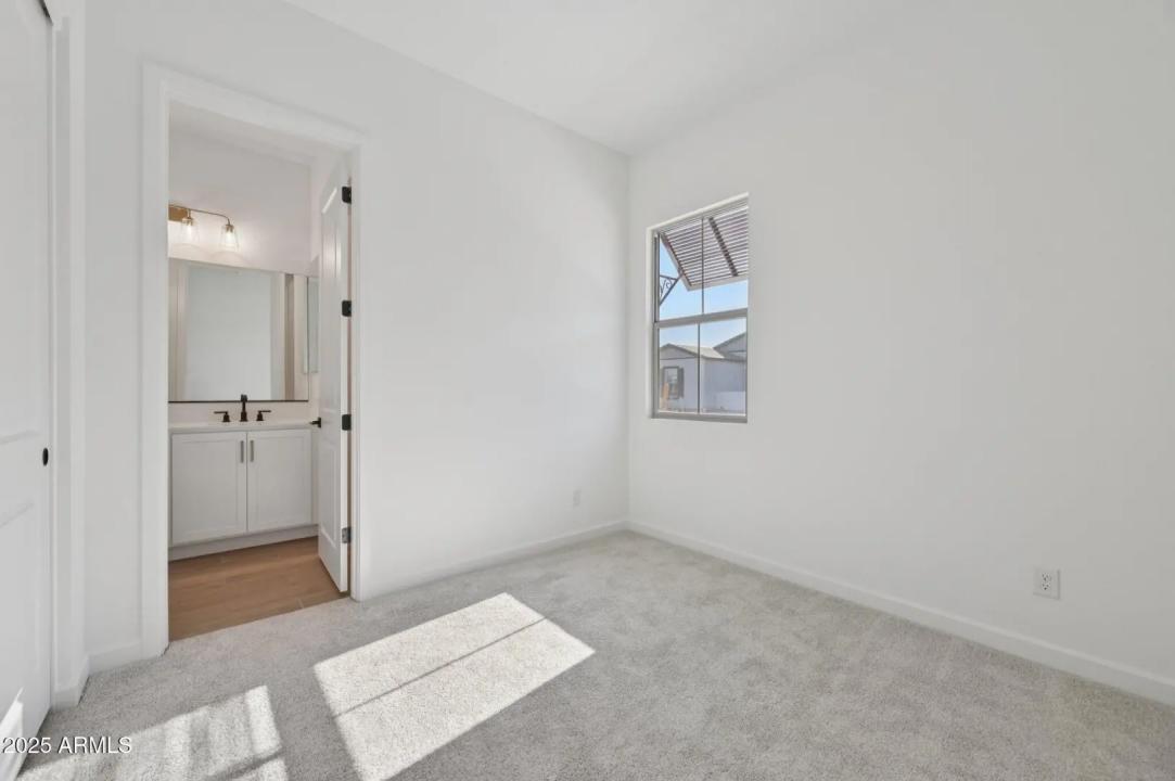 Real Estate Picture 45