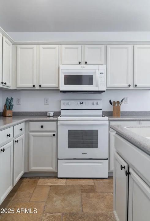 Real Estate Picture 10