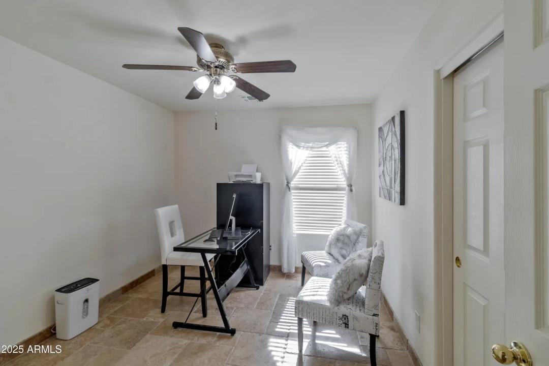 Real Estate Picture 23