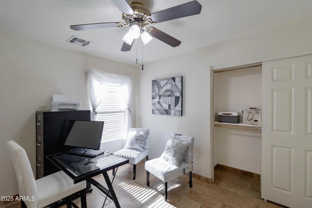 Real Estate Picture 24