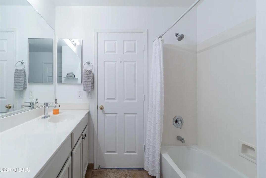 Real Estate Picture 27
