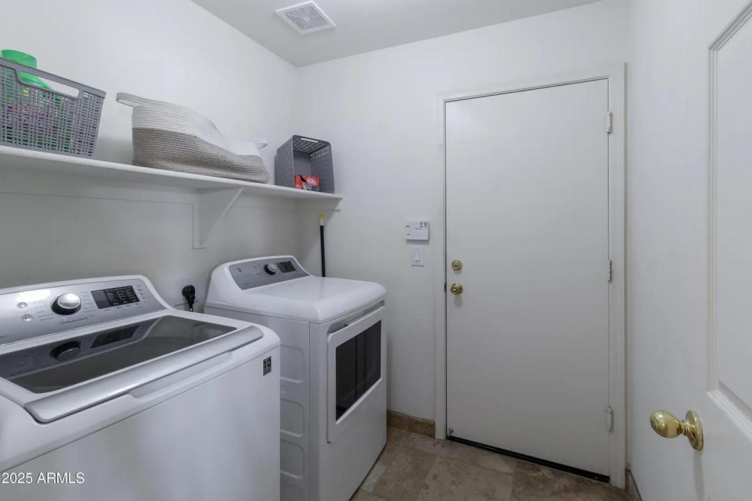 Real Estate Picture 29