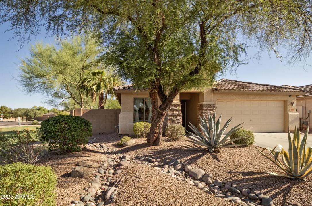 Real Estate Picture 33
