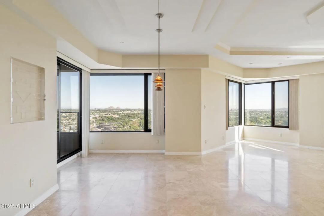 Real Estate Picture 15