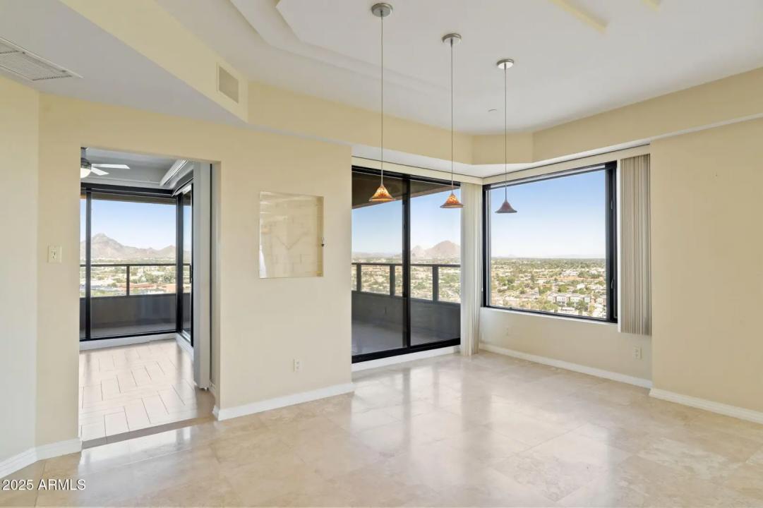 Real Estate Picture 16