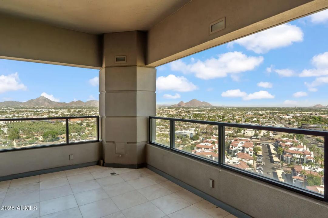 Real Estate Picture 2