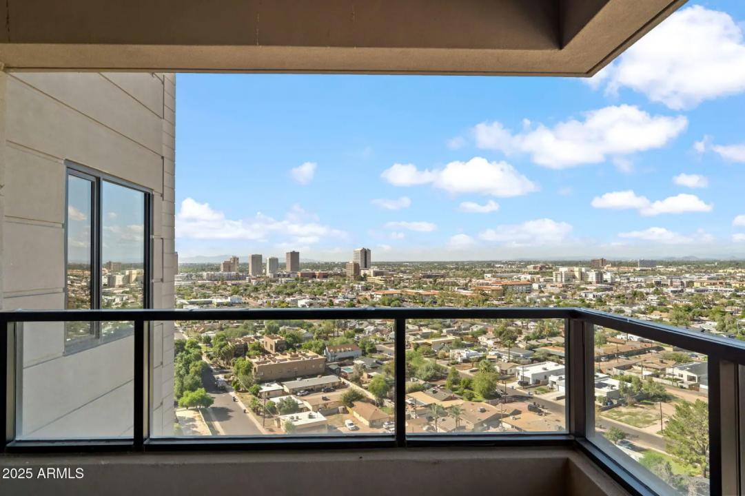 Real Estate Picture 42