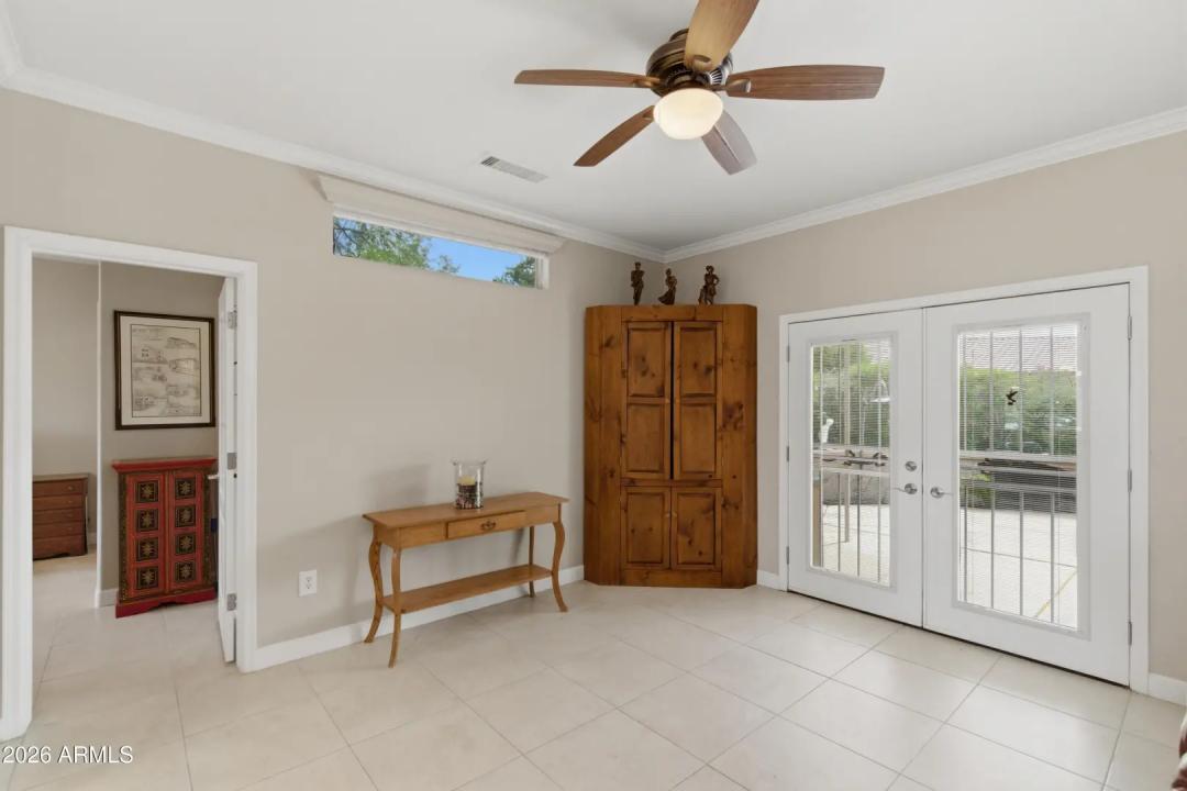 Real Estate Picture 10