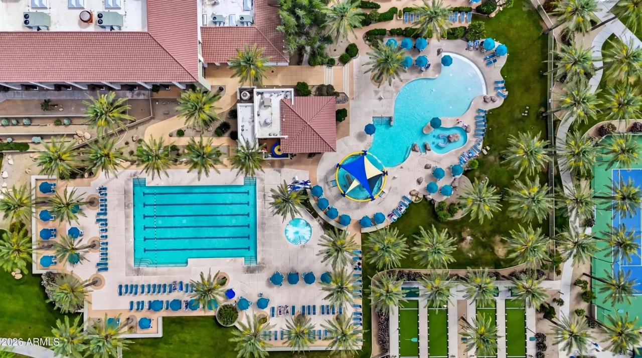 Real Estate Picture 26