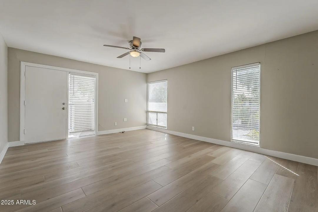 Real Estate Picture 6