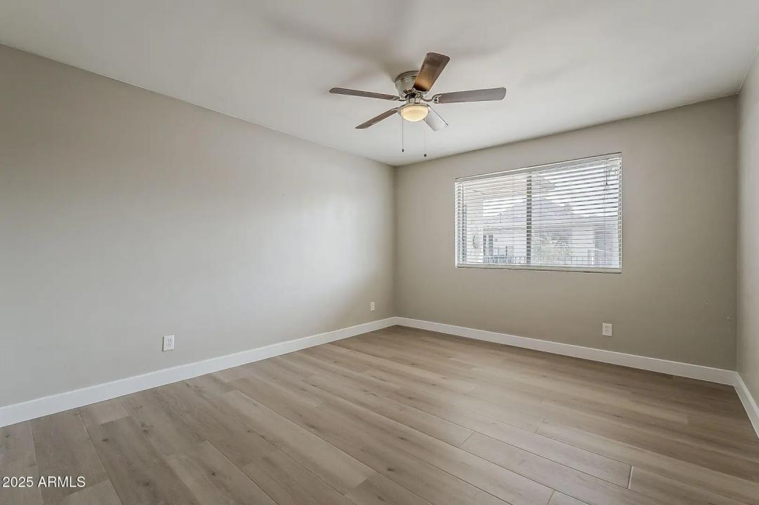 Real Estate Picture 20