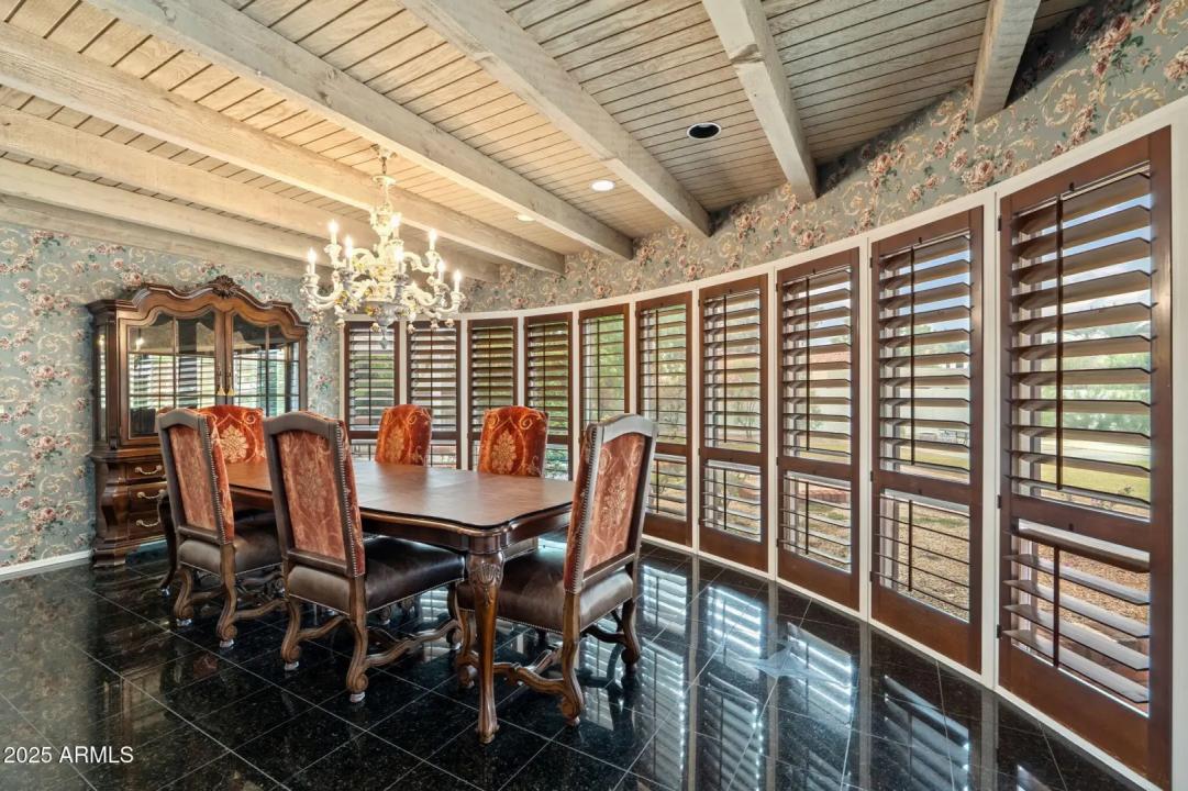 Real Estate Picture 13