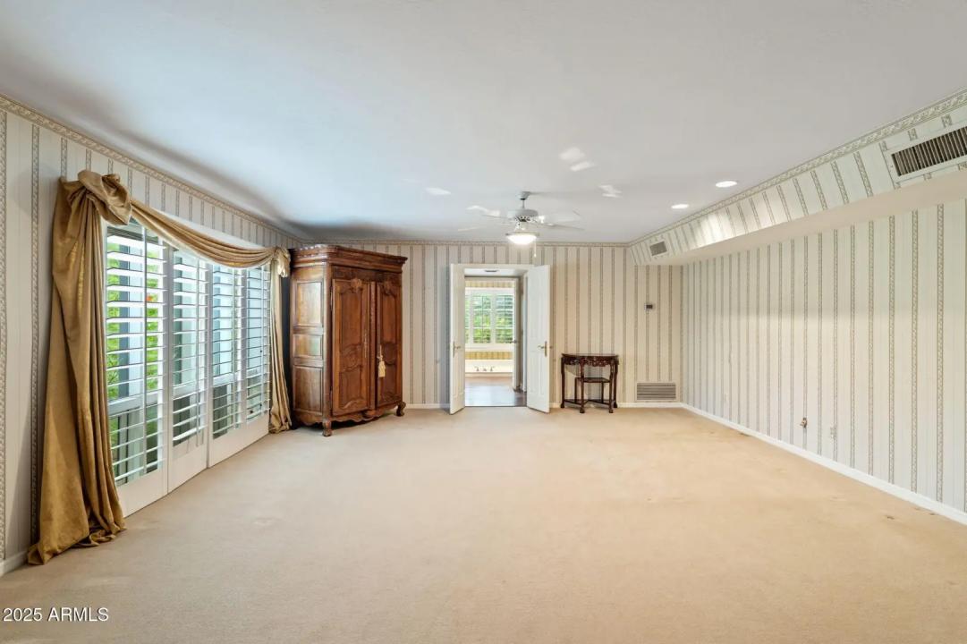 Real Estate Picture 29