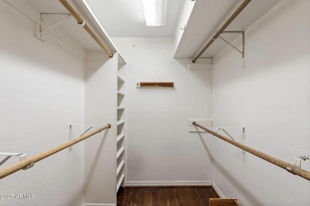 Real Estate Picture 32