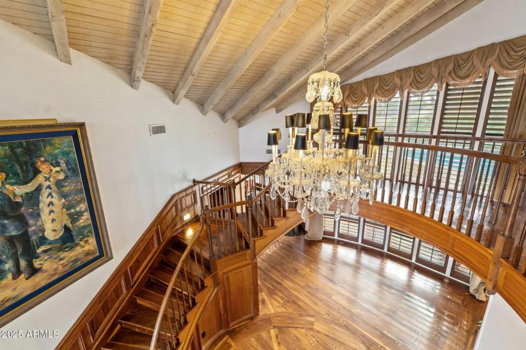 Real Estate Picture 38