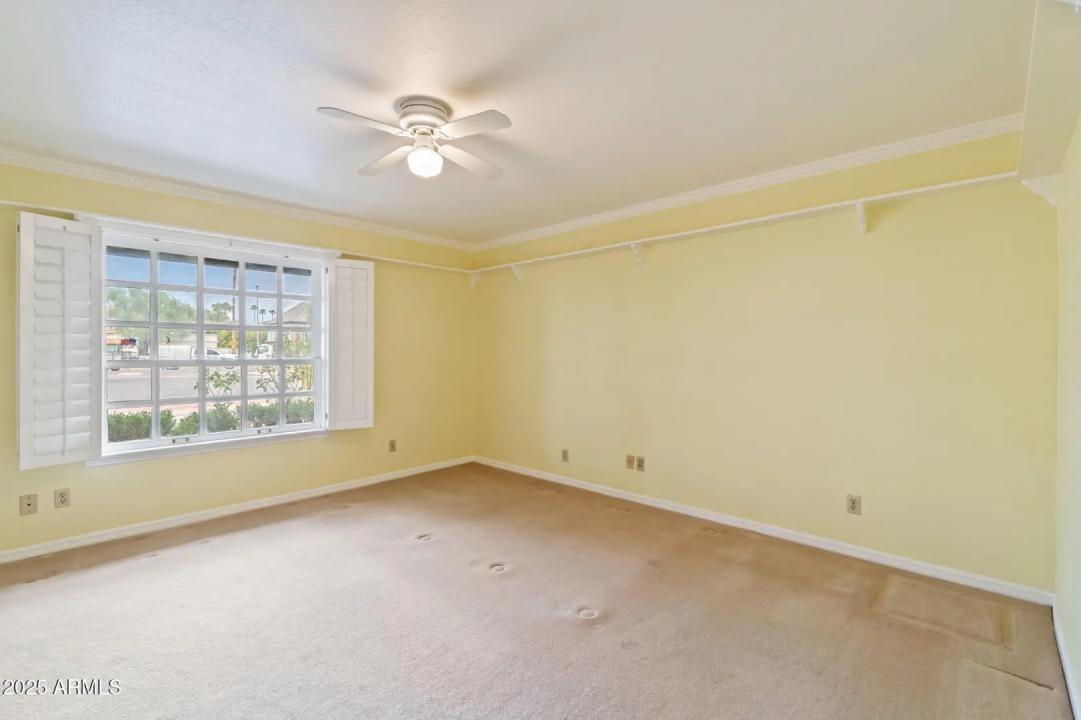 Real Estate Picture 50