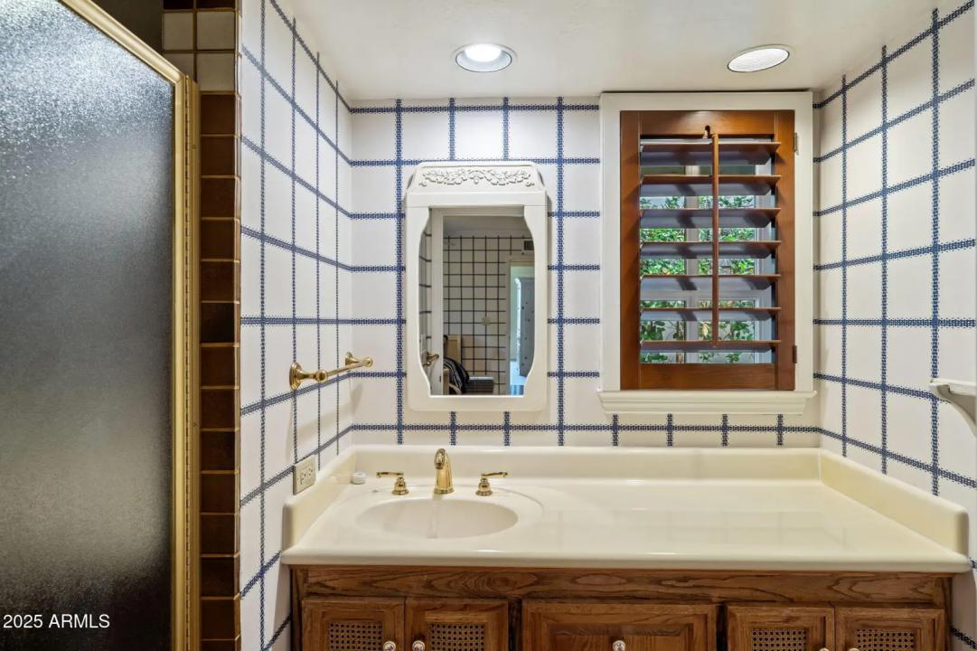 Real Estate Picture 54