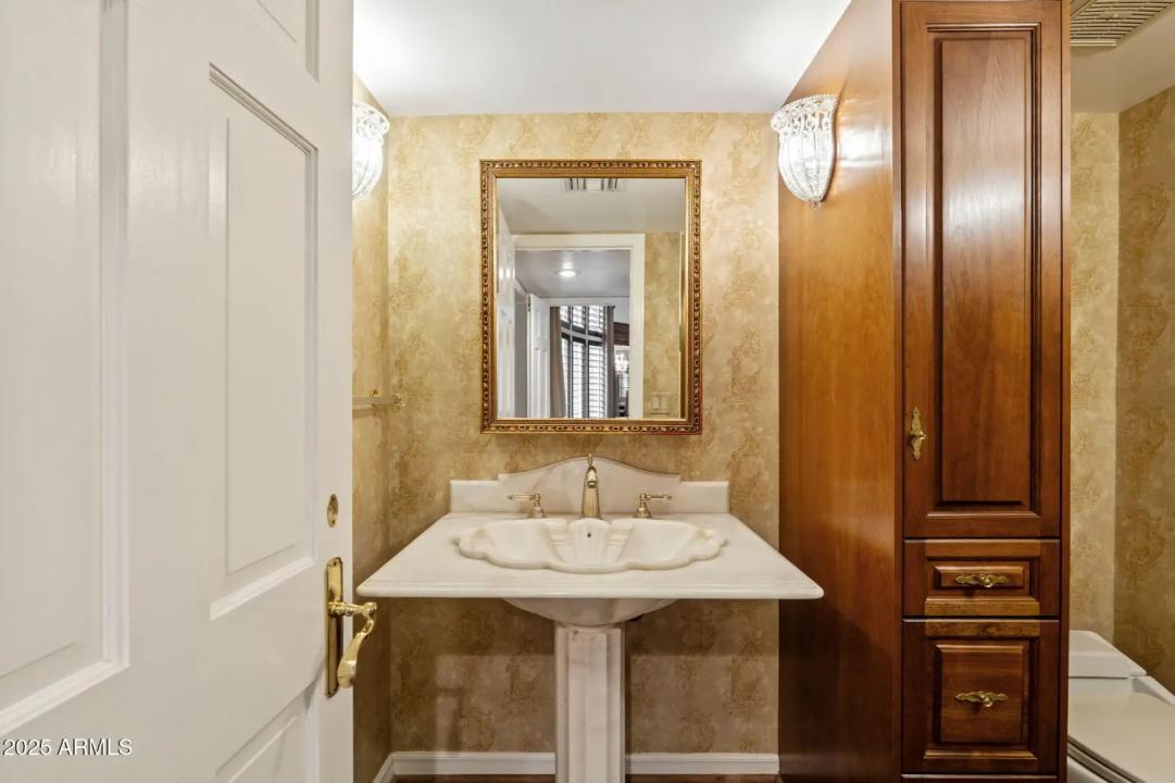 Real Estate Picture 61