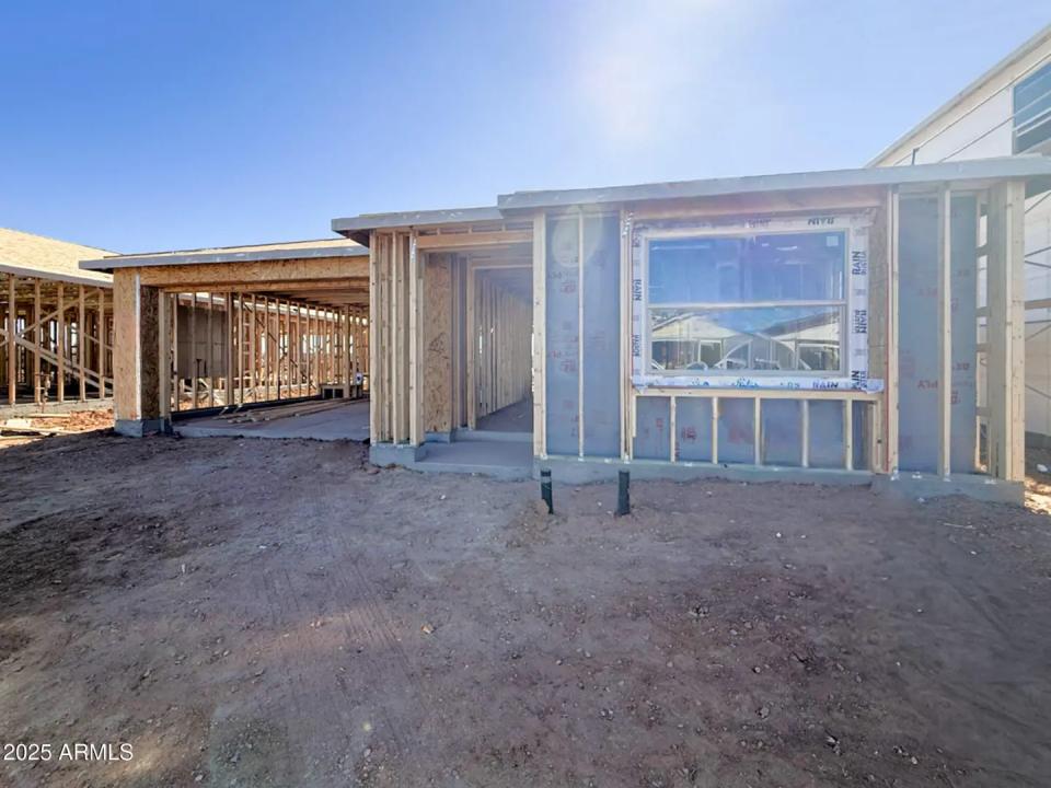 Real Estate Picture 2