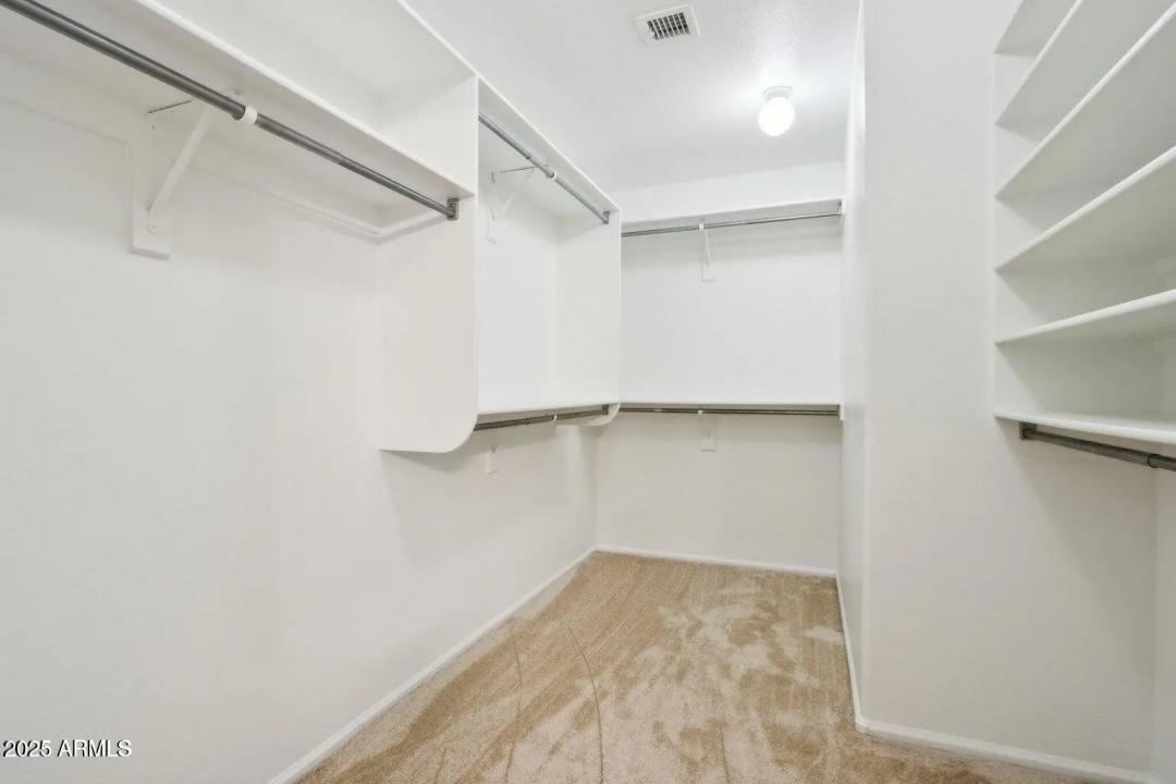 Real Estate Picture 13