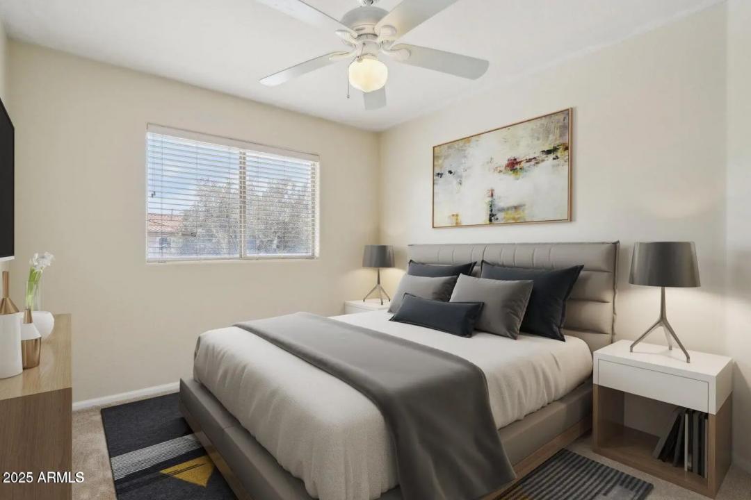 Real Estate Picture 17