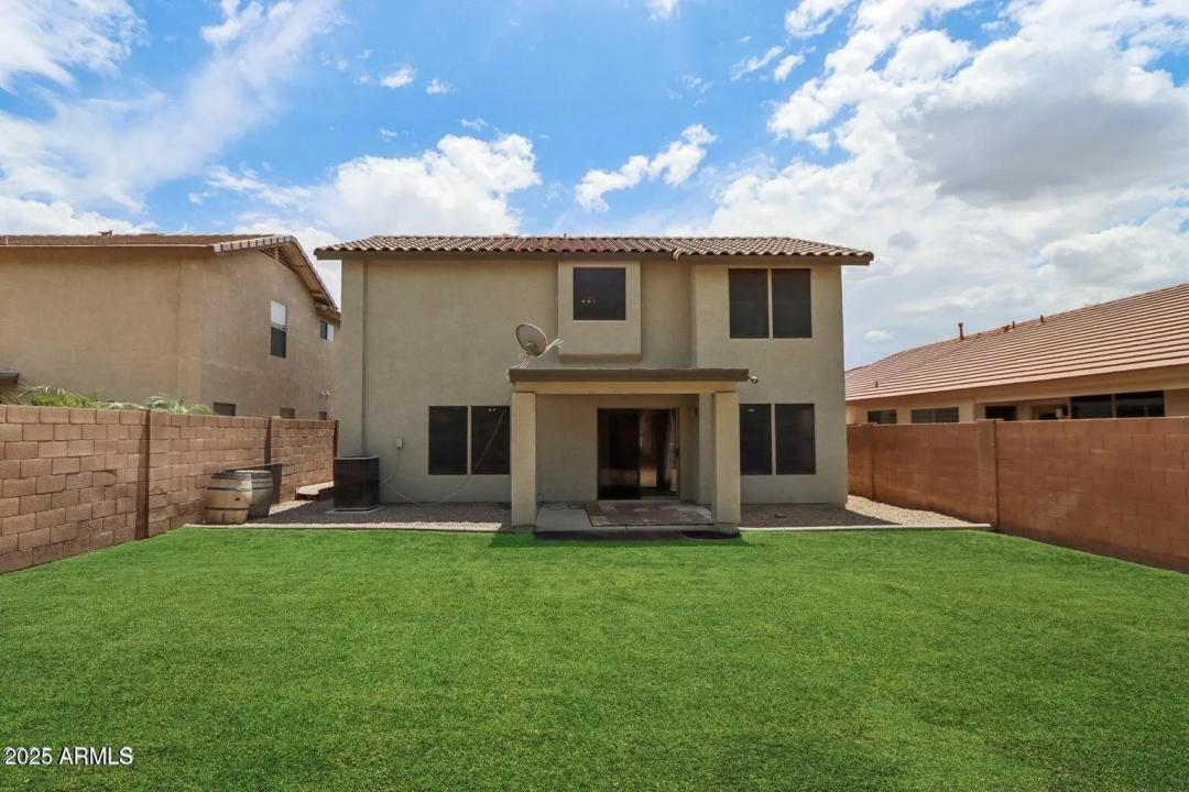 Real Estate Picture 20